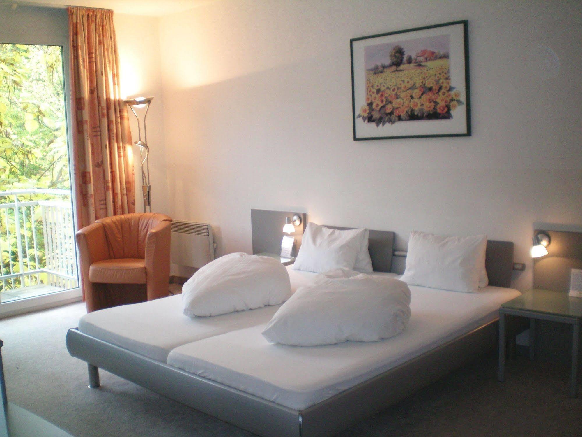 Ferienhotel Woerthersee Portschach am Woerthersee Ngoại thất bức ảnh