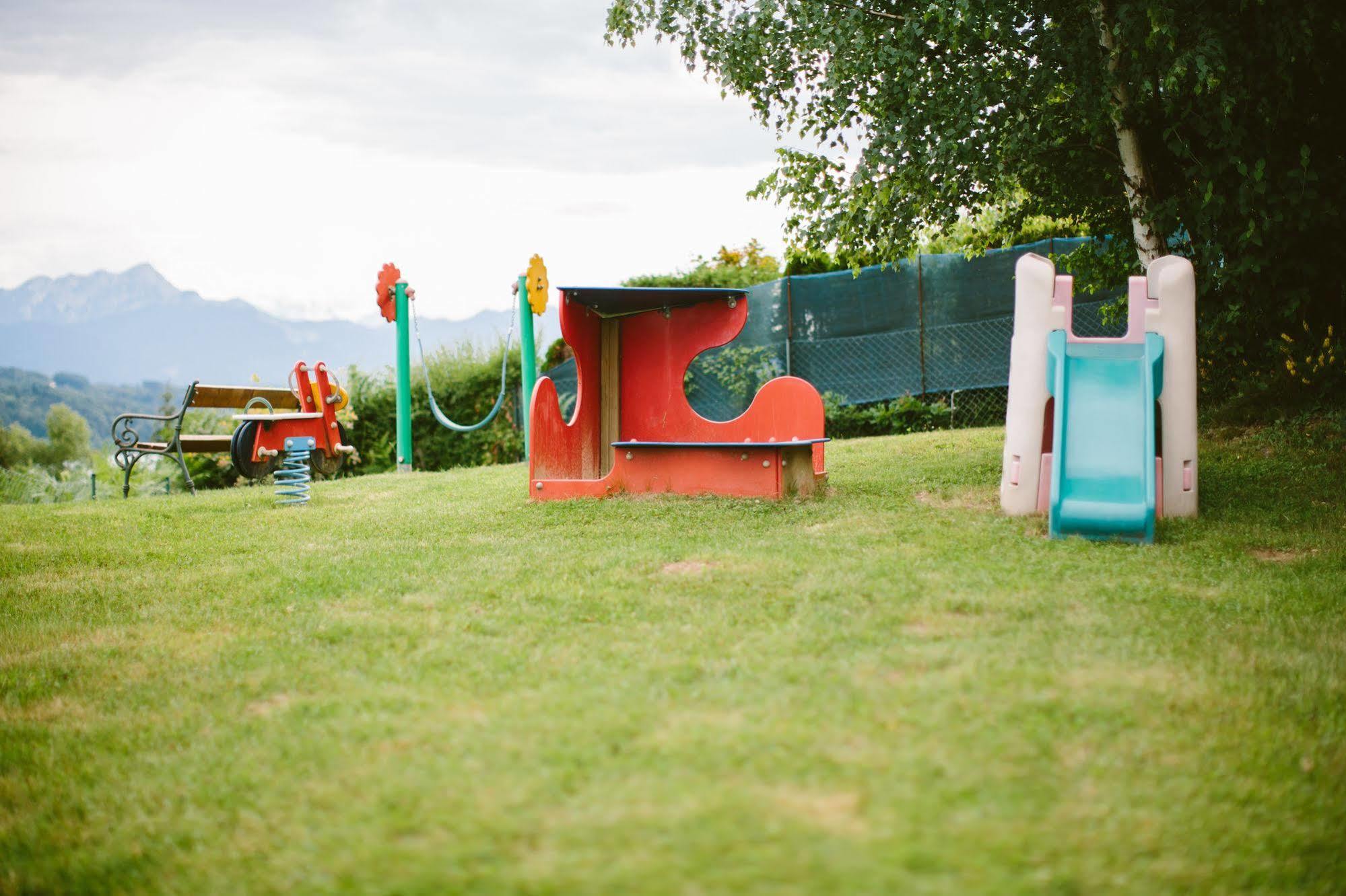 Ferienhotel Woerthersee Portschach am Woerthersee Ngoại thất bức ảnh