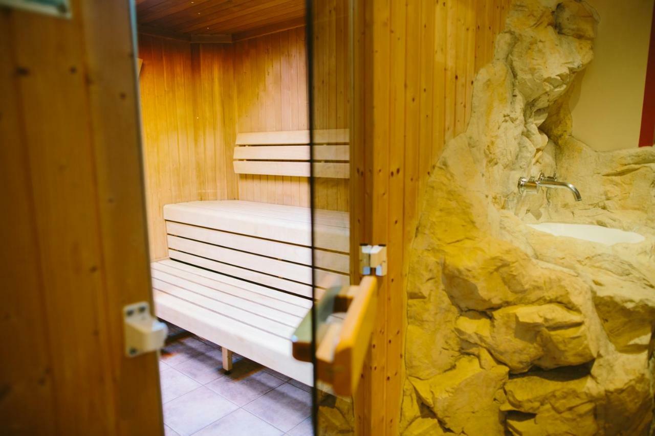 Ferienhotel Woerthersee Portschach am Woerthersee Ngoại thất bức ảnh